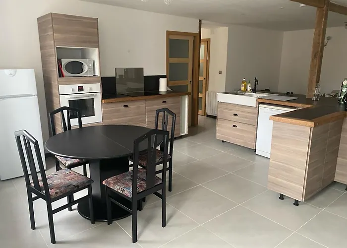 Appart Fourchambault 6/8 Personnes Rez De Chaussee